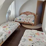 - Kaj & Kaja * Slivnica pri Mariboru